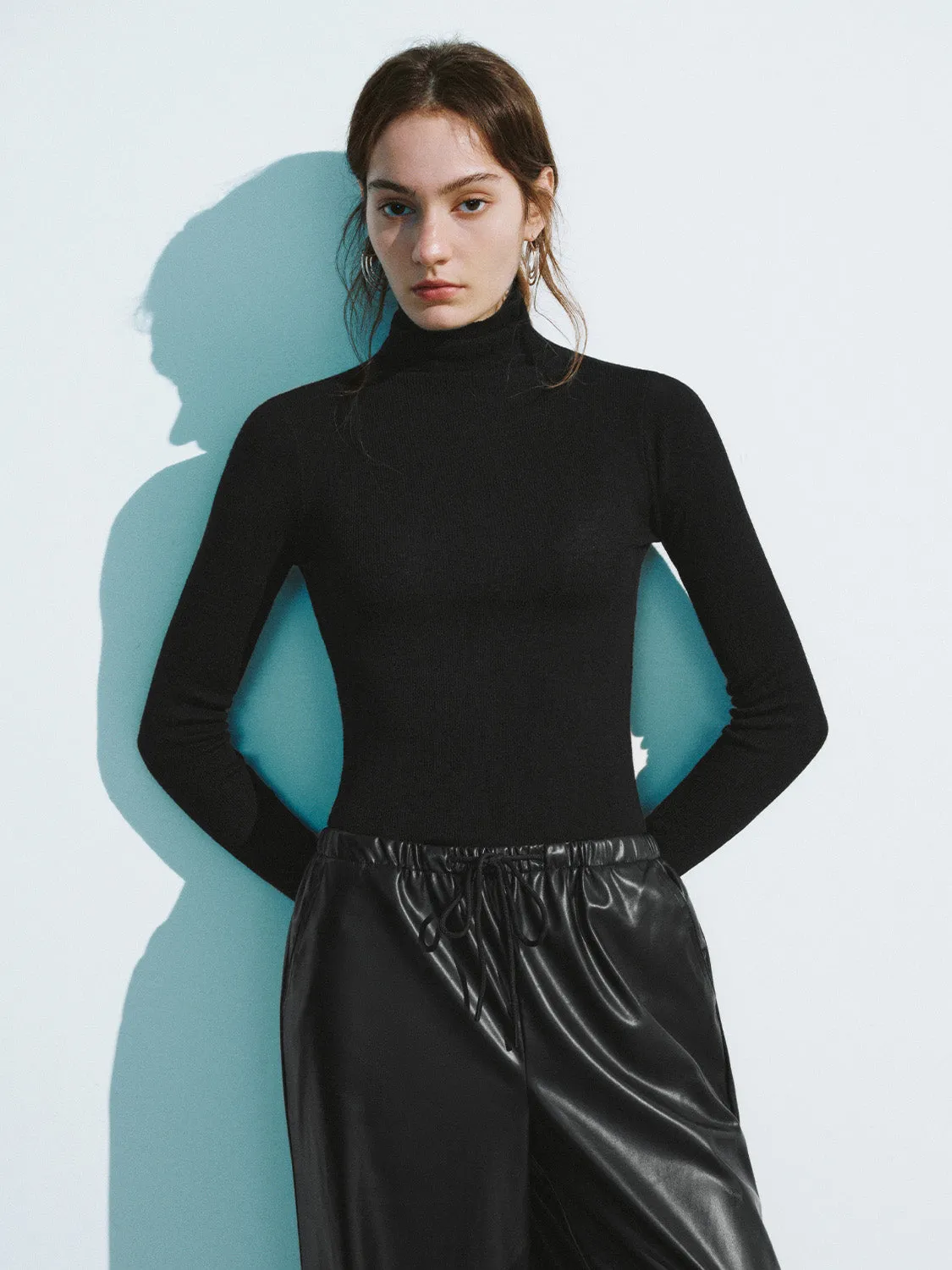 Turtle Neck Skinny Knitted T-Shirt sold by Urban Revivo