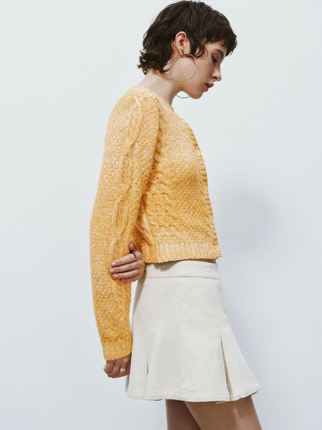 Skinny Crew Neck Knitted Cardigan sold by Urban Revivo product image thumbnail 3