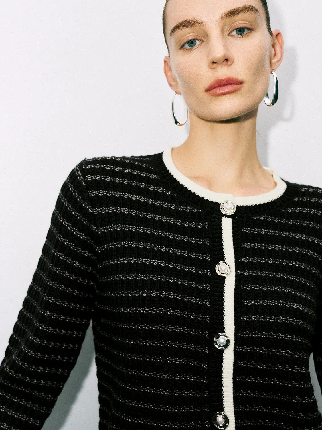 Collared Neck Knitted Cardigans sold by Urban Revivo product image thumbnail 5
