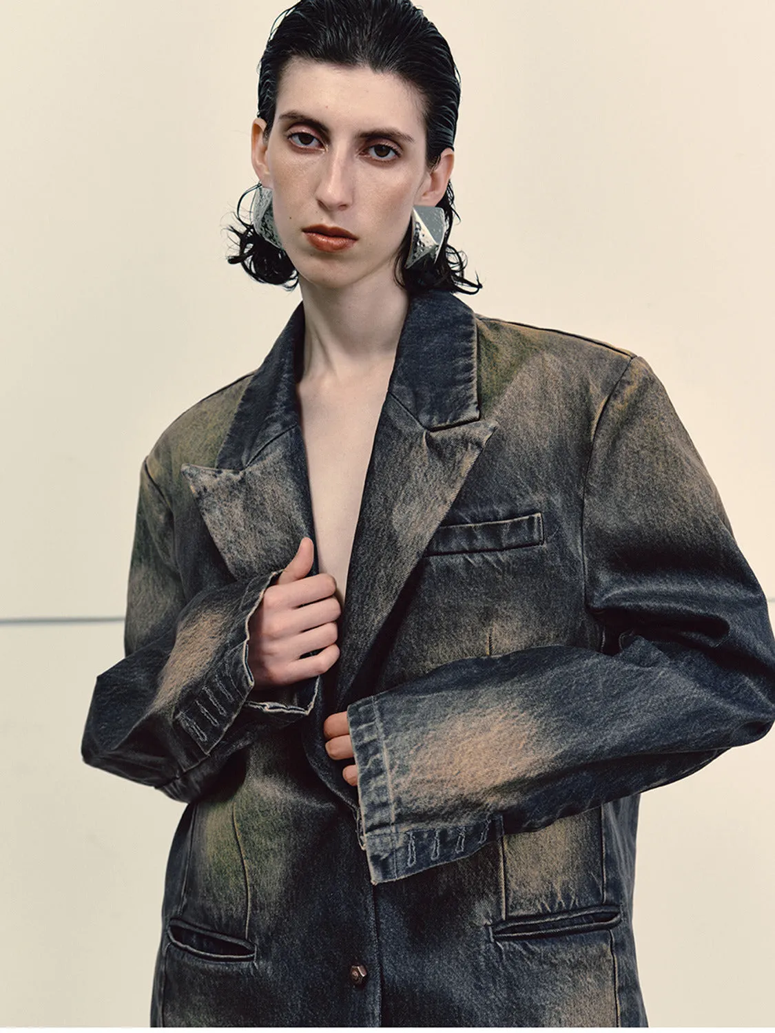 Distressed Loose Denim Jackets sold by Urban Revivo product image thumbnail 4