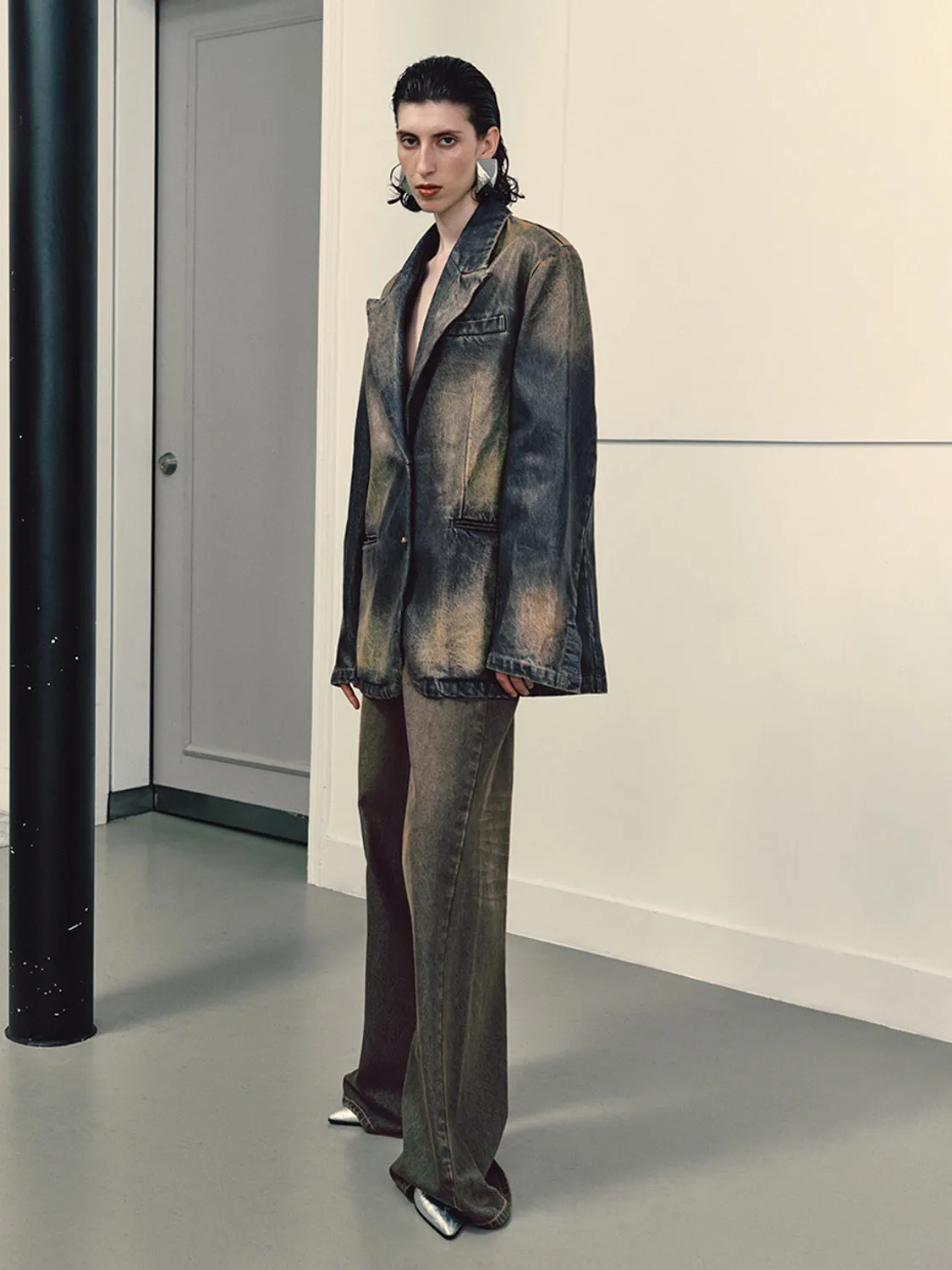 Distressed Loose Denim Jackets sold by Urban Revivo product image thumbnail 3