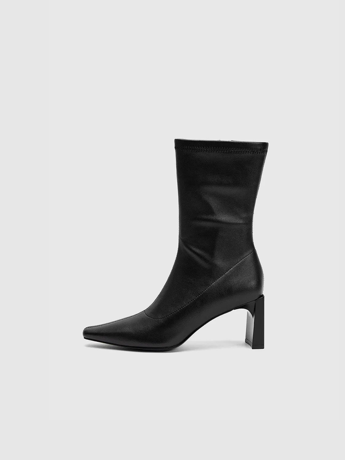 Boots sold by Urban Revivo product image thumbnail 2