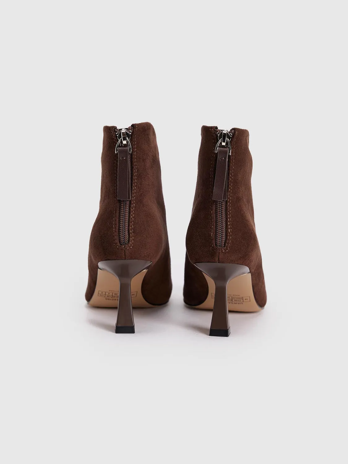 Boots sold by Urban Revivo product image thumbnail 3