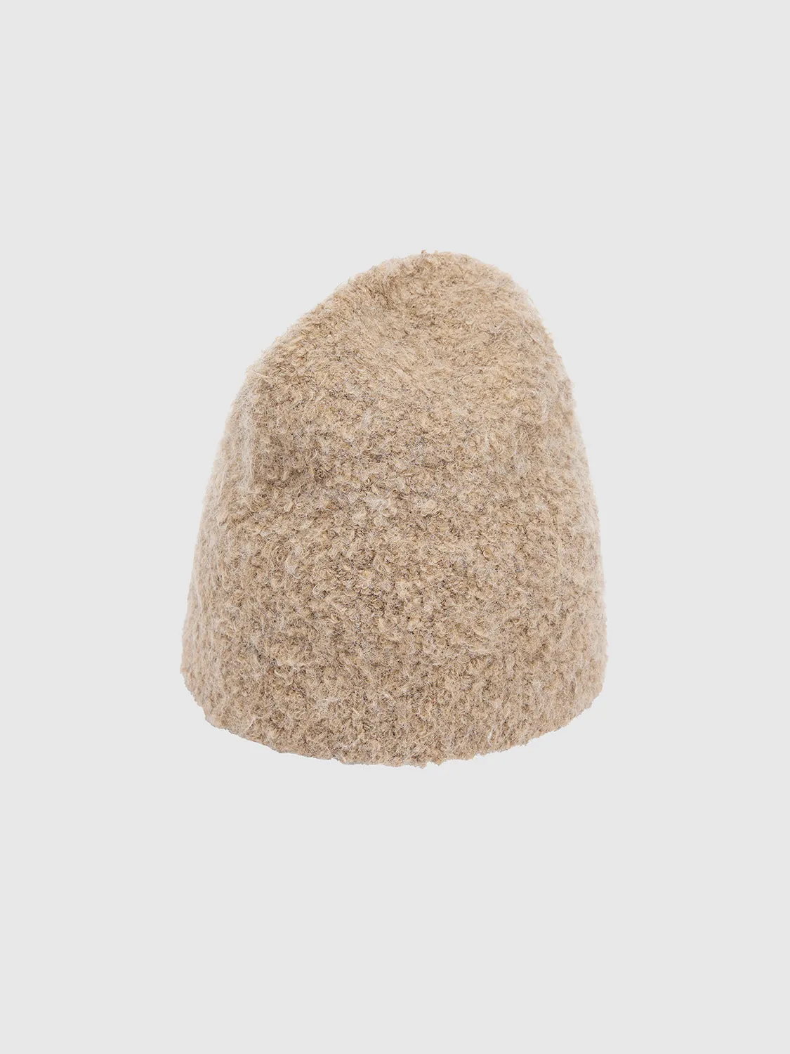 Beanie sold by Urban Revivo