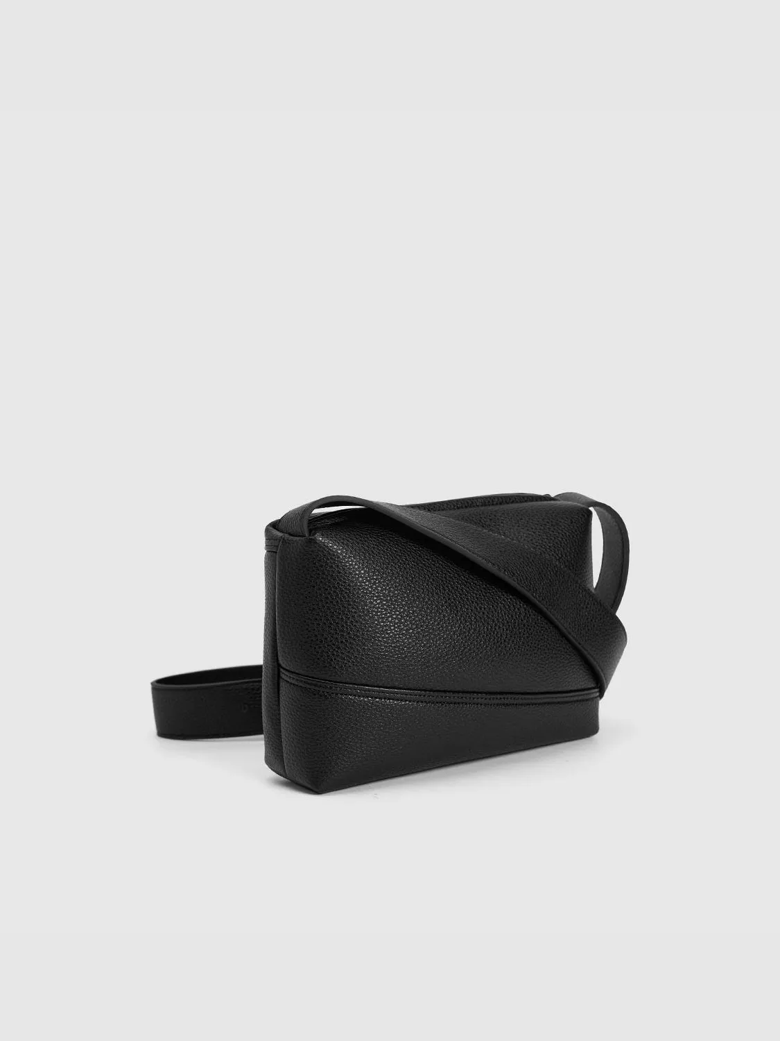 Crossbody Bag sold by Urban Revivo product image thumbnail 2