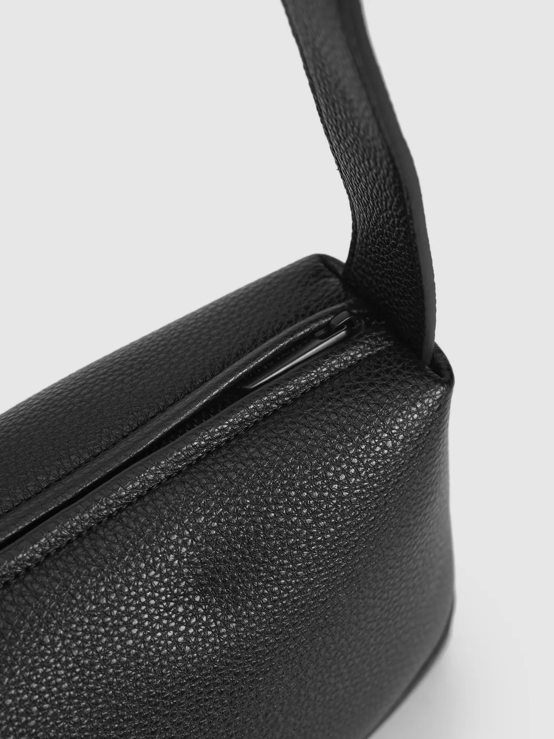 Crossbody Bag sold by Urban Revivo product image thumbnail 4