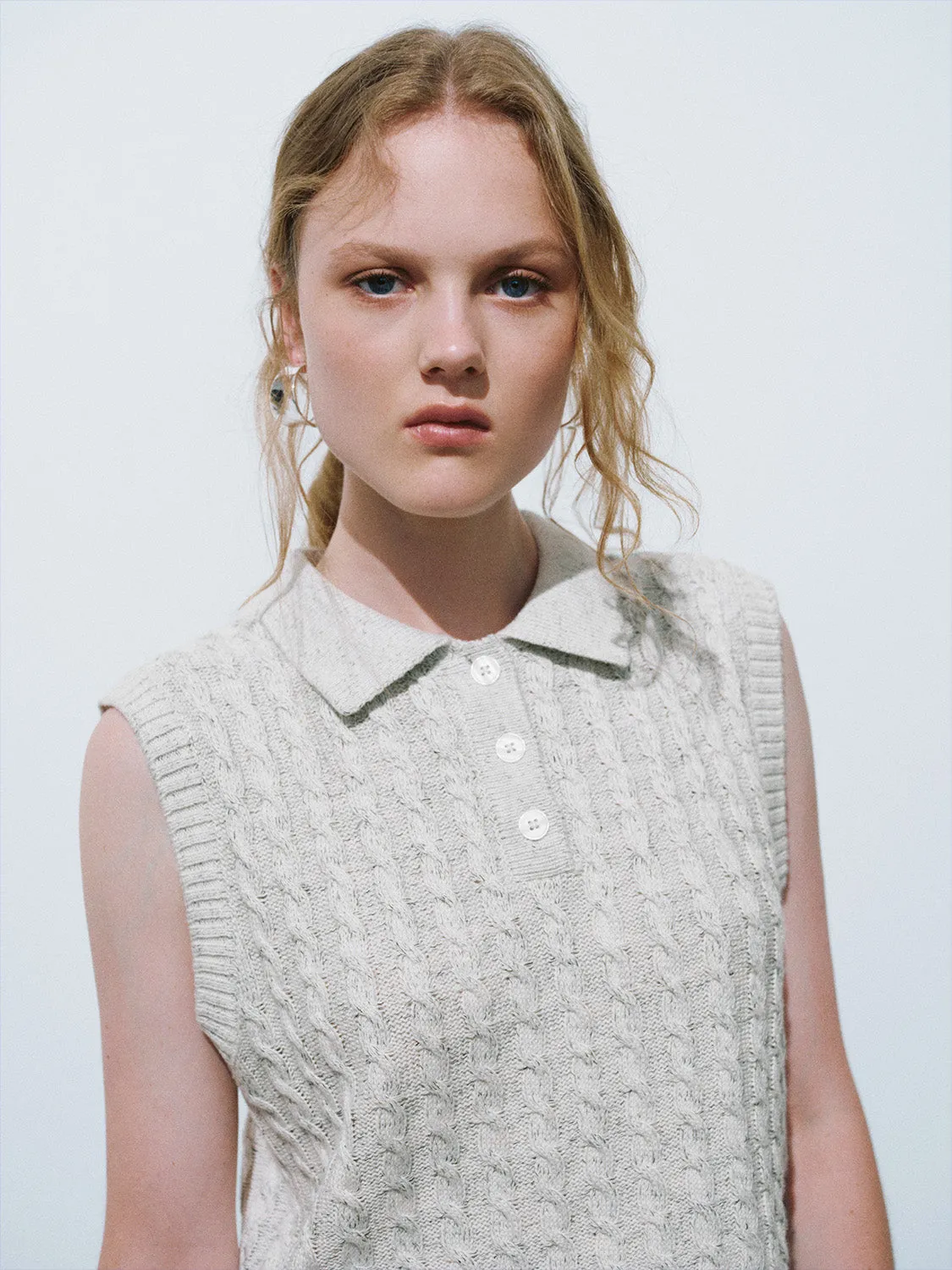 V-Neck Knitted Vest sold by Urban Revivo product image thumbnail 5