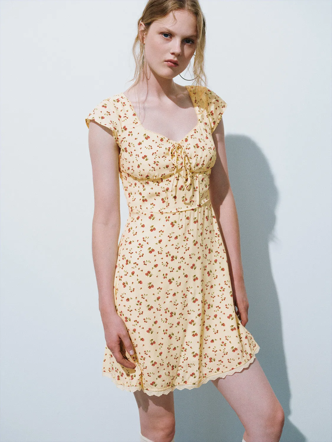 A-Line Dresses sold by Urban Revivo product image thumbnail 2