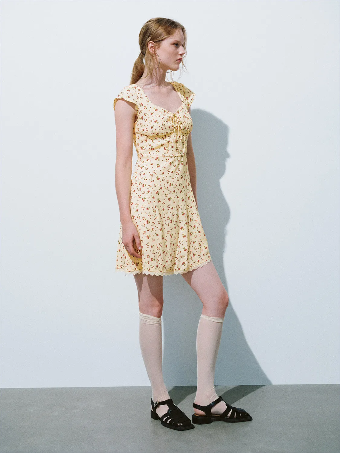 A-Line Dresses sold by Urban Revivo product image thumbnail 4