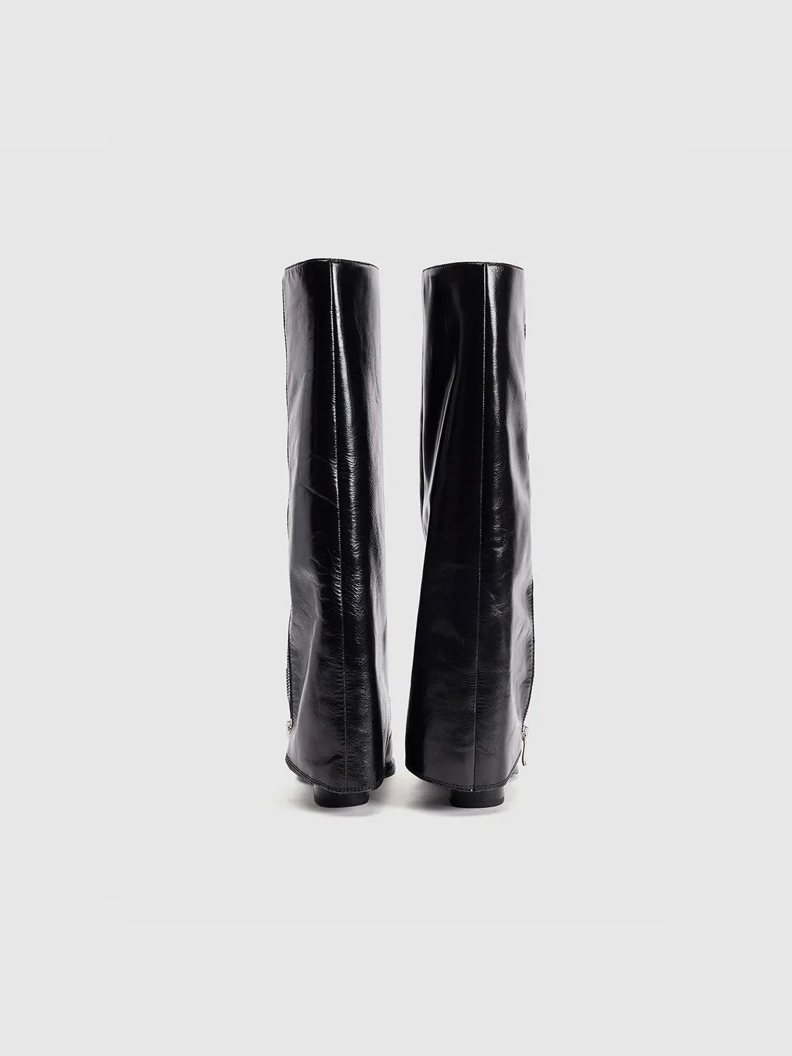 Boots sold by Urban Revivo product image thumbnail 3