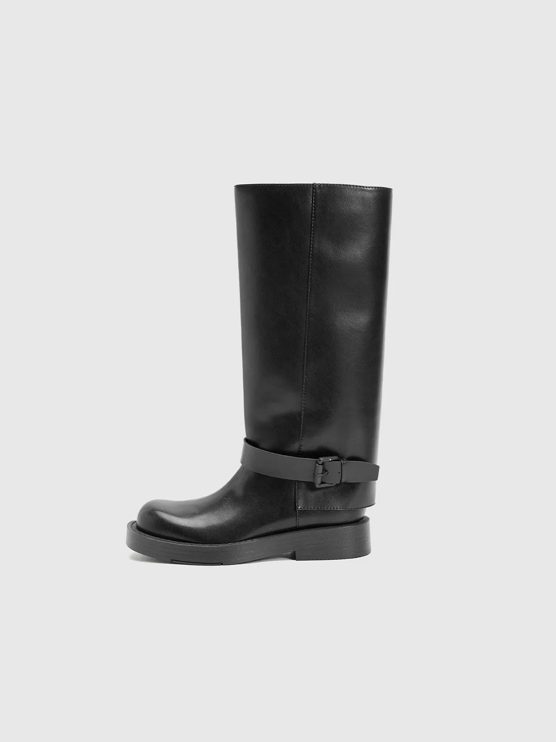 Boots sold by Urban Revivo product image thumbnail 2