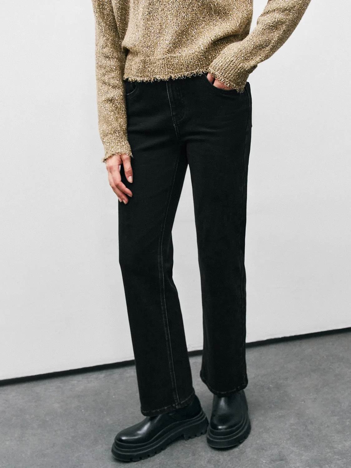 Straight Jeans sold by Urban Revivo product image thumbnail 3