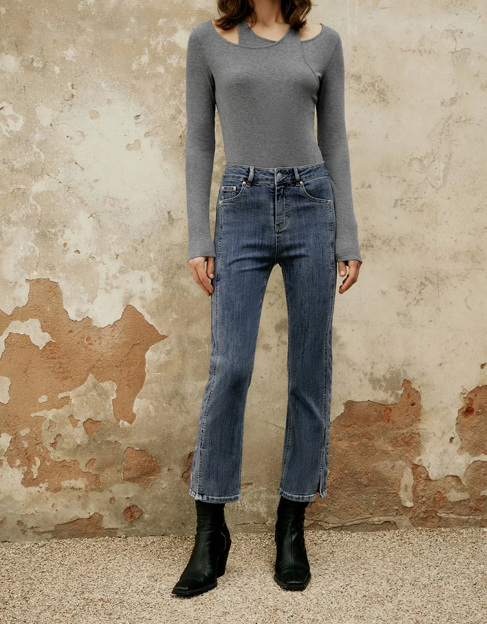 Split Hem Straight Jeans sold by Urban Revivo product image thumbnail 2