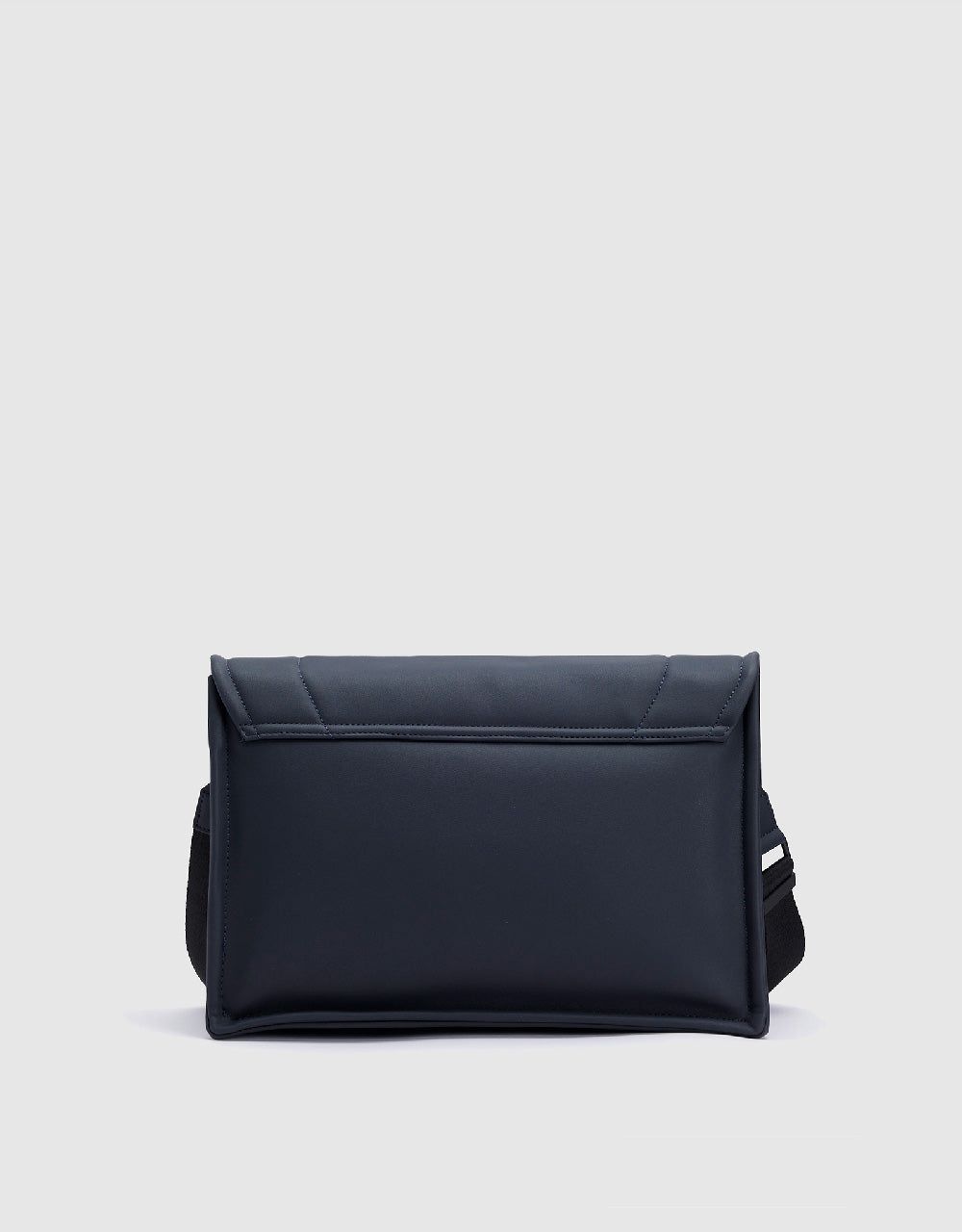 Flip Front Crossbody Bag sold by Urban Revivo product image thumbnail 4