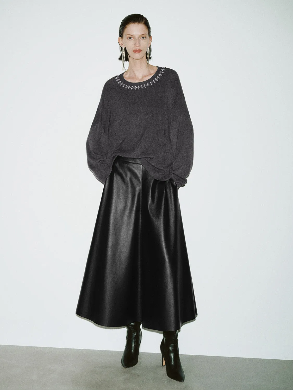 Crew Neck Loose Knitted T-Shirts sold by Urban Revivo product image thumbnail 4