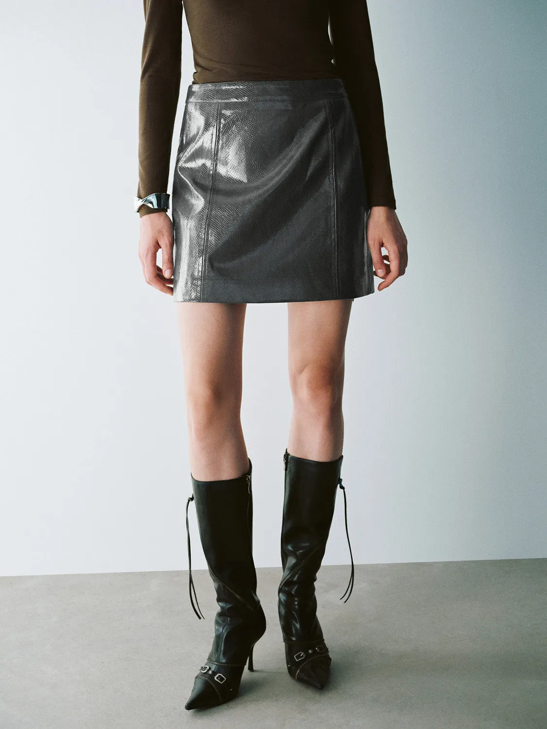 Leather Straight Skirts sold by Urban Revivo product image thumbnail 2