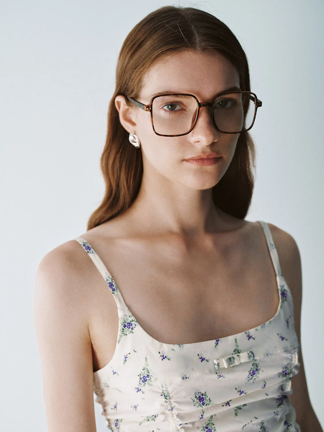 Floral Square-cut Collar Cami Top sold by Urban Revivo product image thumbnail 5