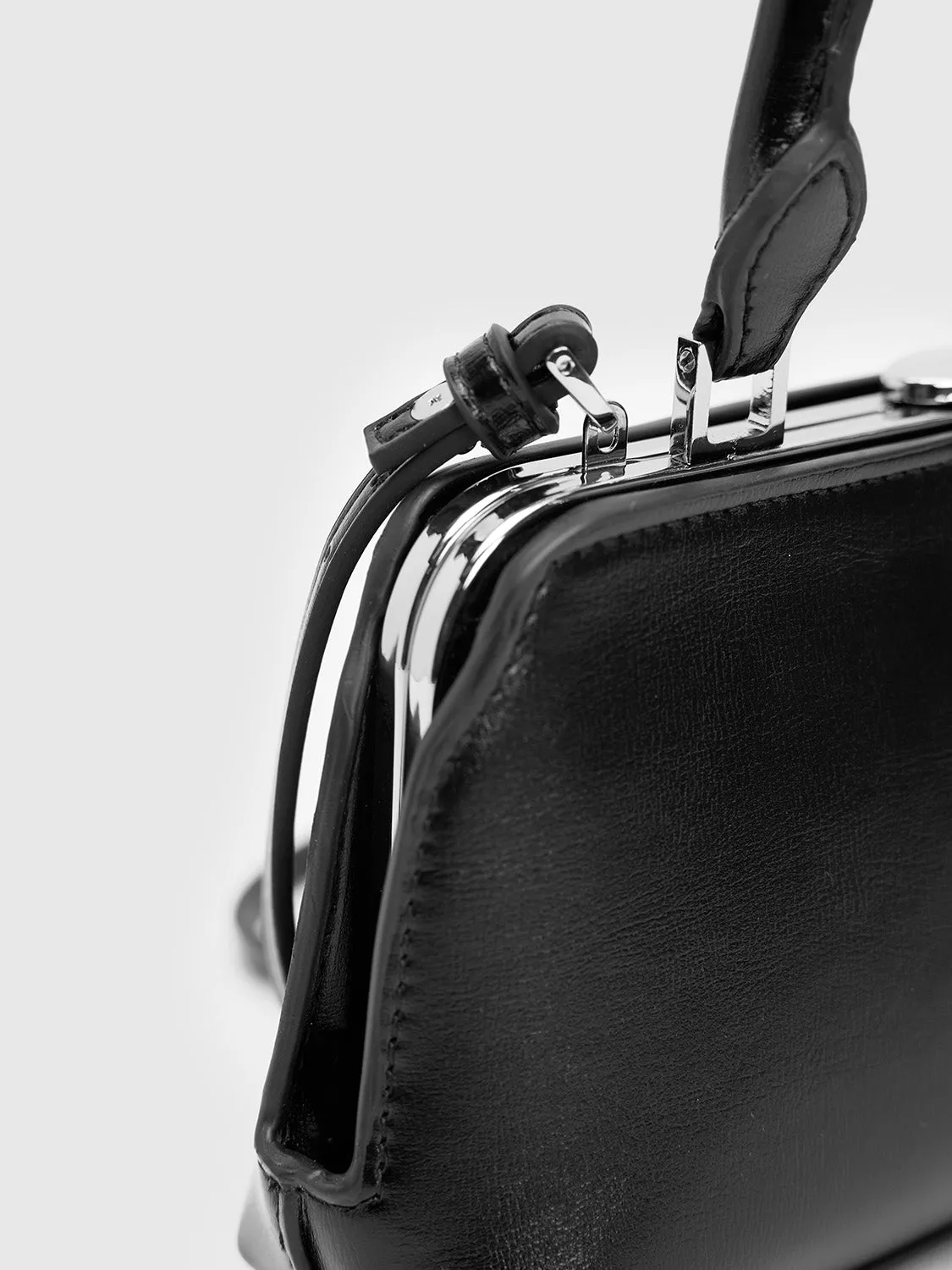 Shoulder Bags sold by Urban Revivo product image thumbnail 5