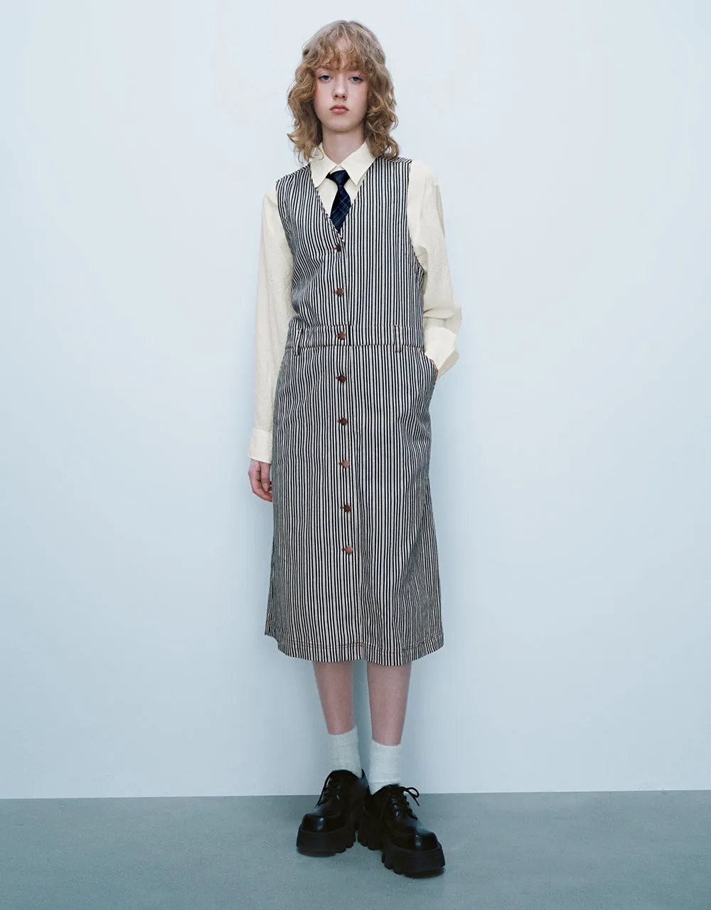 Striped Sleeveless V-Neck Straight Dress sold by Urban Revivo