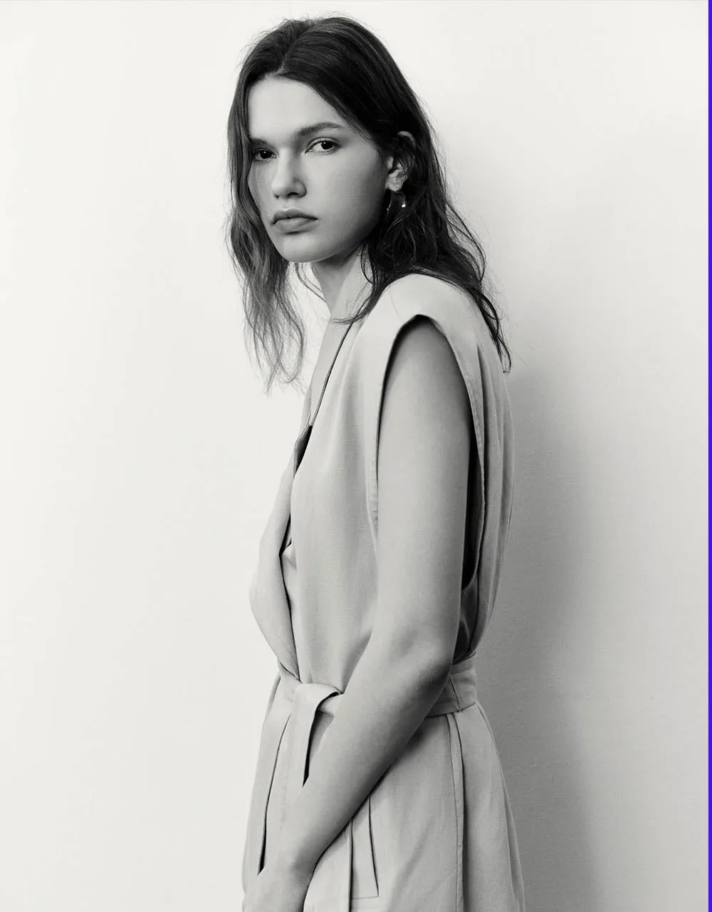 Shawl Collar Vest With Belt sold by Urban Revivo product image thumbnail 2