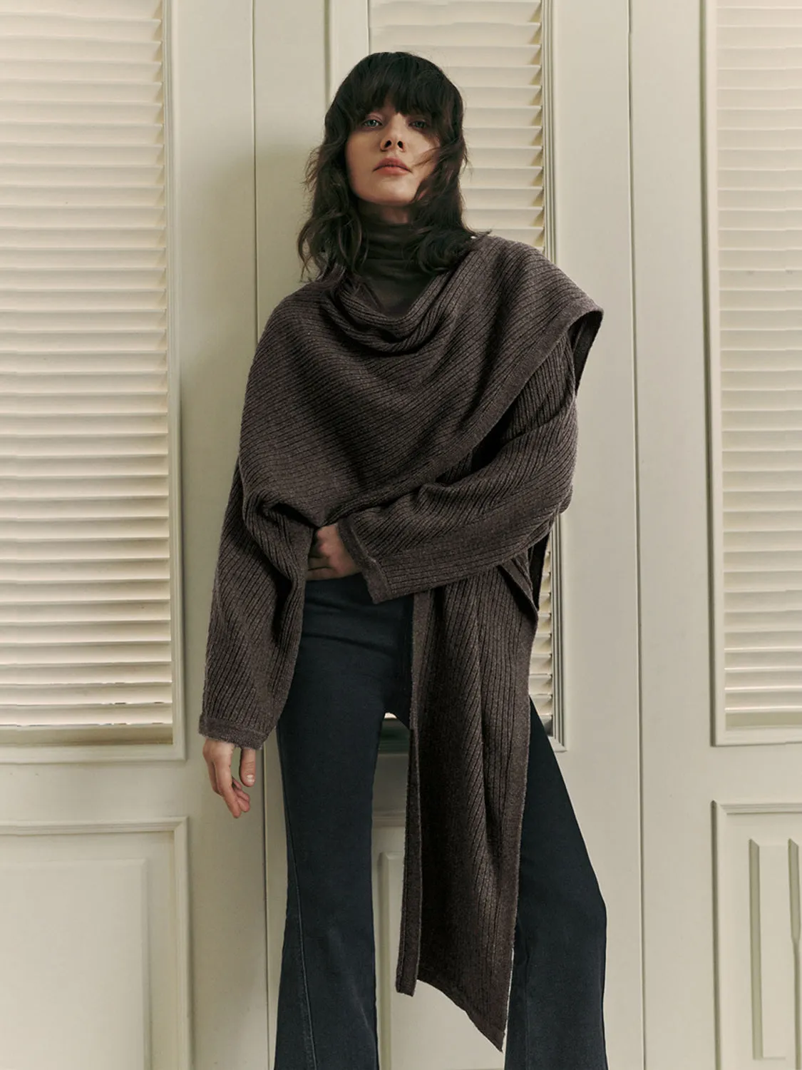 Drop Shoulder Sleeve V-Neck Knitted Cardigans sold by Urban Revivo