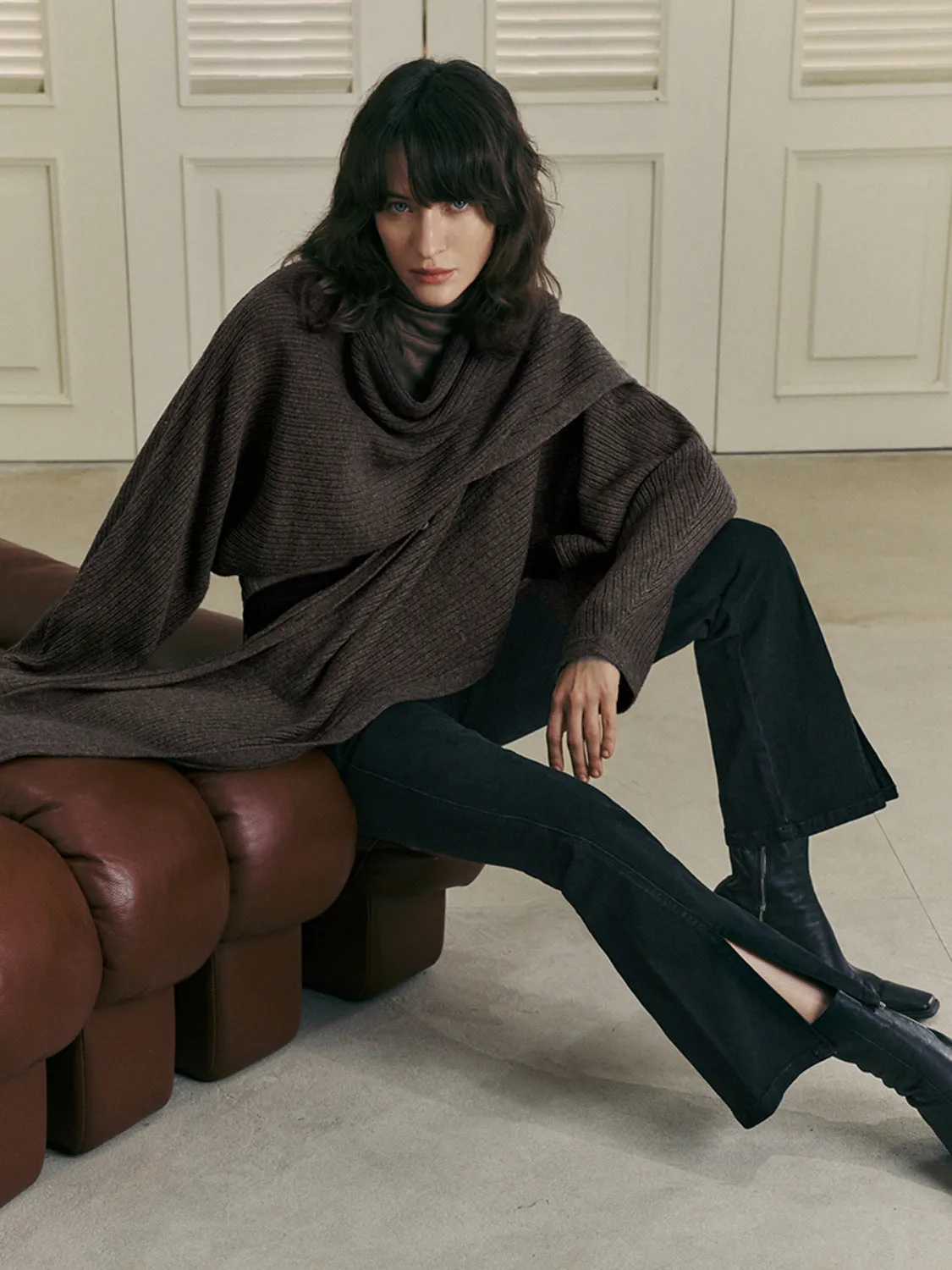 Drop Shoulder Sleeve V-Neck Knitted Cardigans sold by Urban Revivo product image thumbnail 3