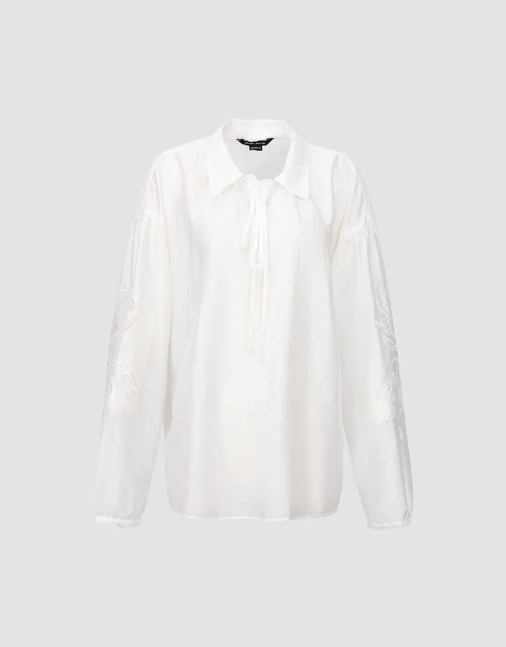 Straight Lapel Overhead Shirt sold by Urban Revivo product image thumbnail 4