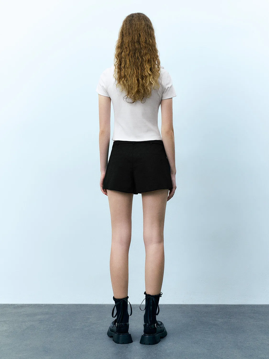 Urban Regular Shorts sold by Urban Revivo product image thumbnail 4