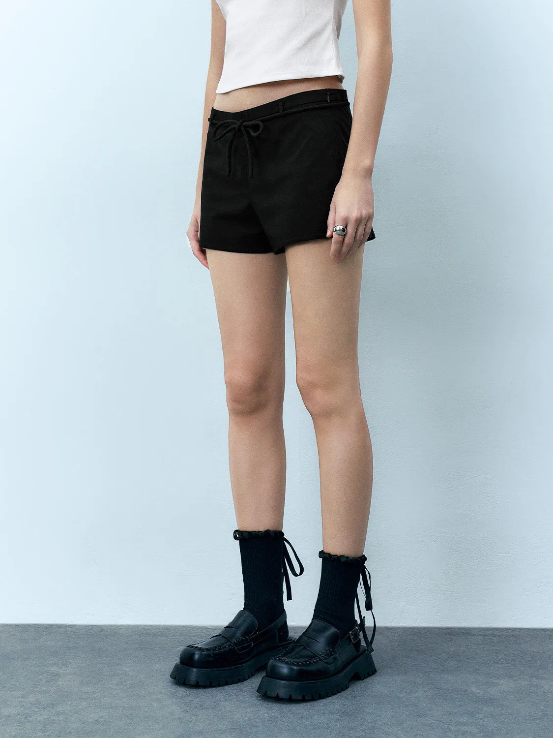 Urban Regular Shorts sold by Urban Revivo product image thumbnail 3