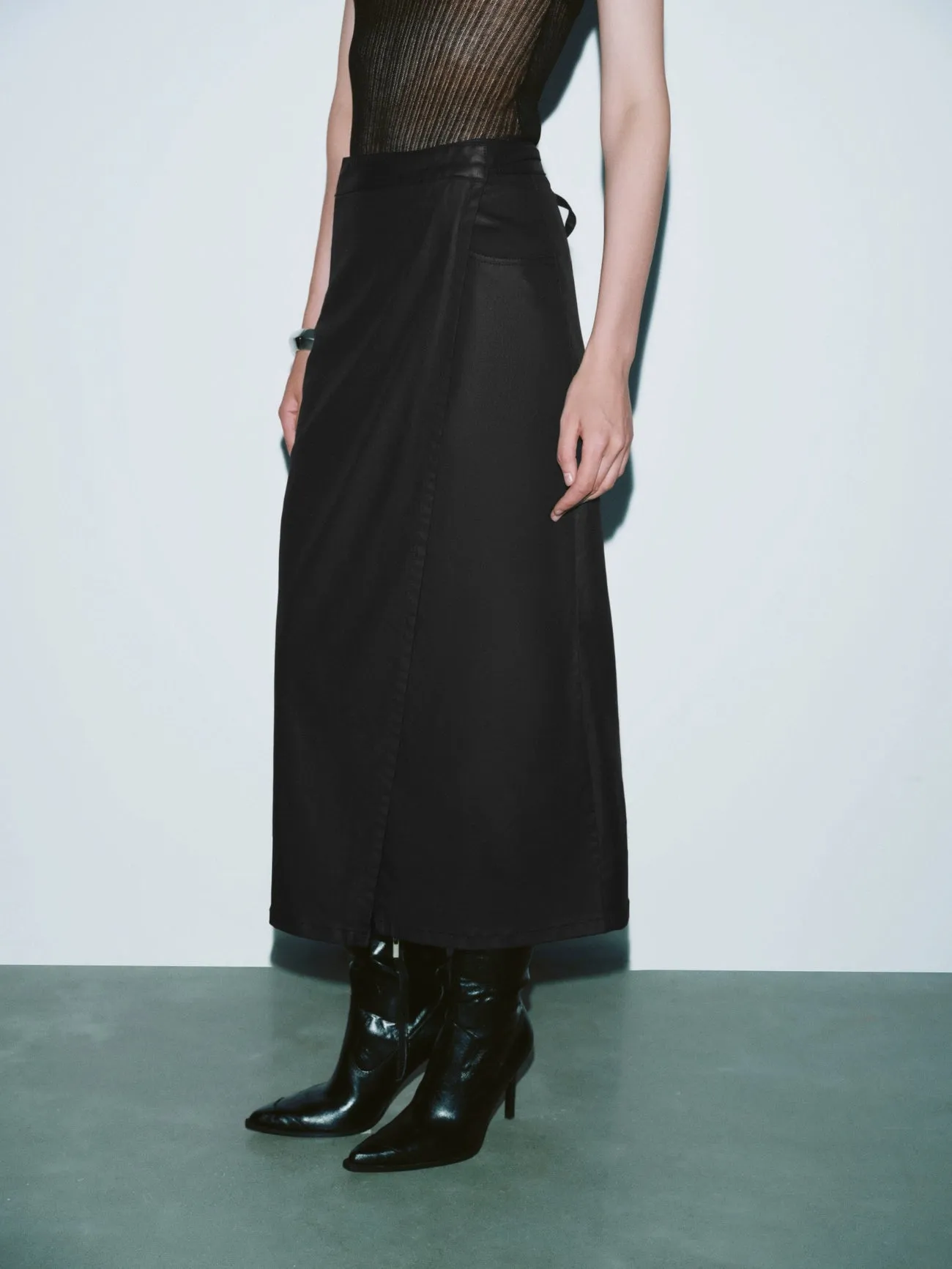 Tie Front Denim Skirts sold by Urban Revivo product image thumbnail 2