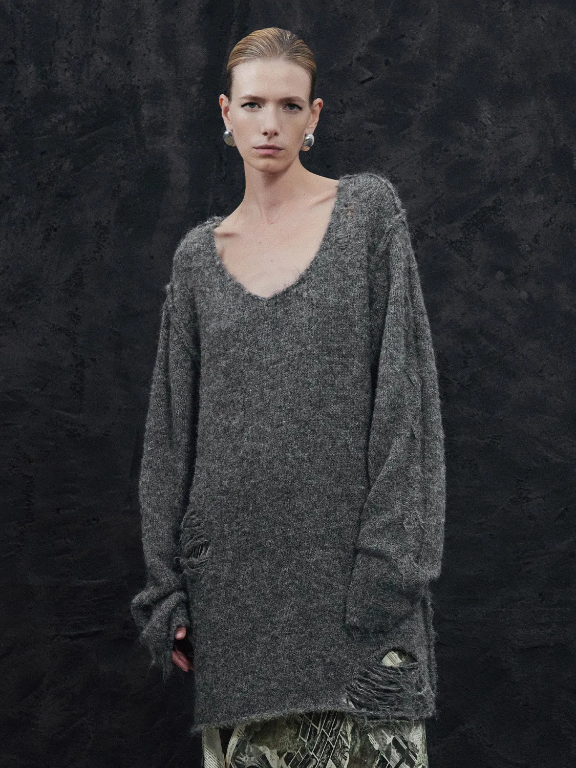 V Neck Loose Knitted T-Shirts sold by Urban Revivo