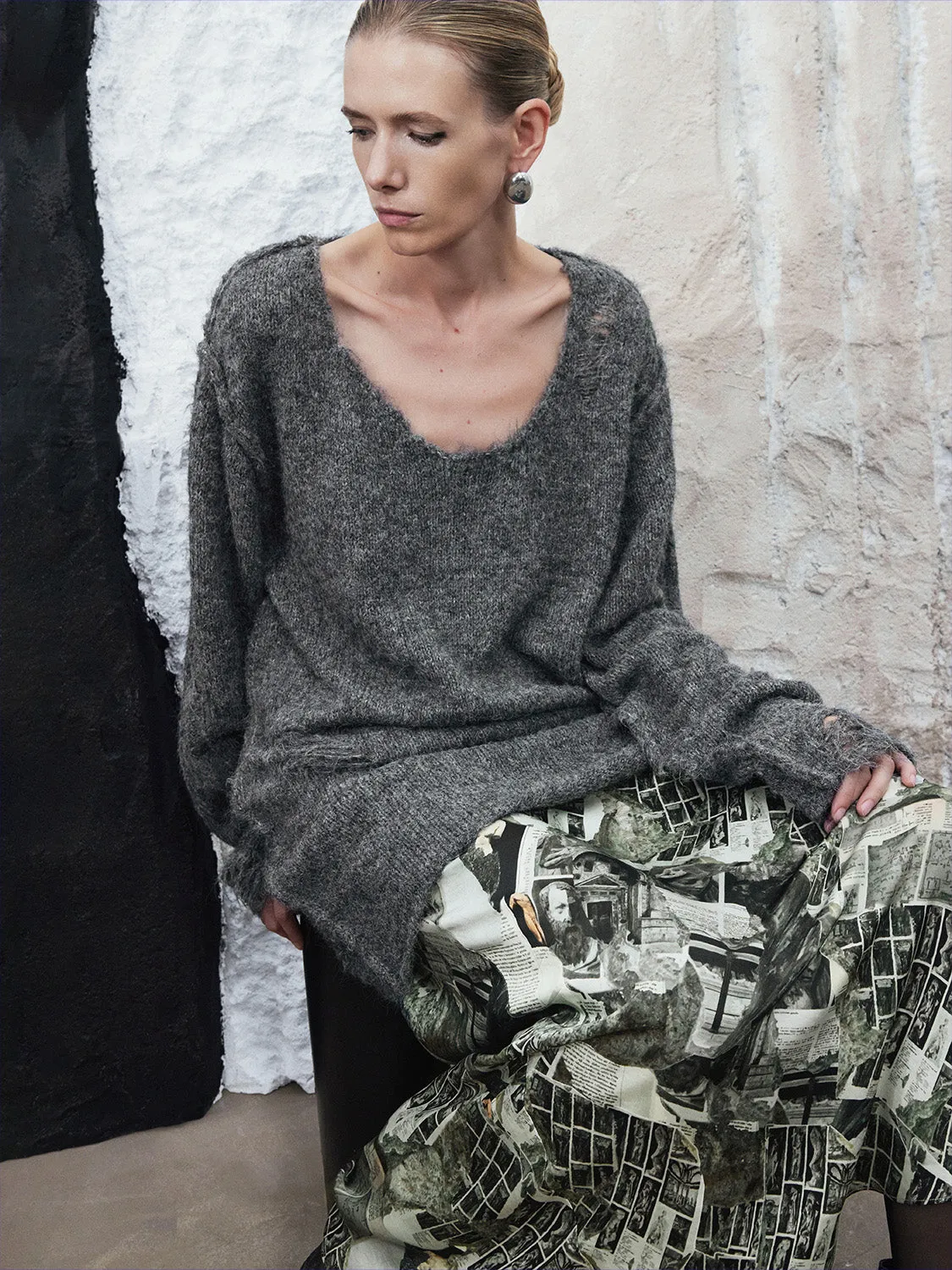 V Neck Loose Knitted T-Shirts sold by Urban Revivo product image thumbnail 2