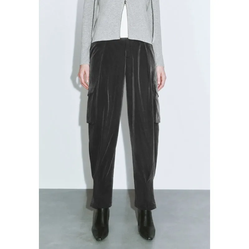 Velvet Barrel Pants sold by Urban Revivo product image thumbnail 5