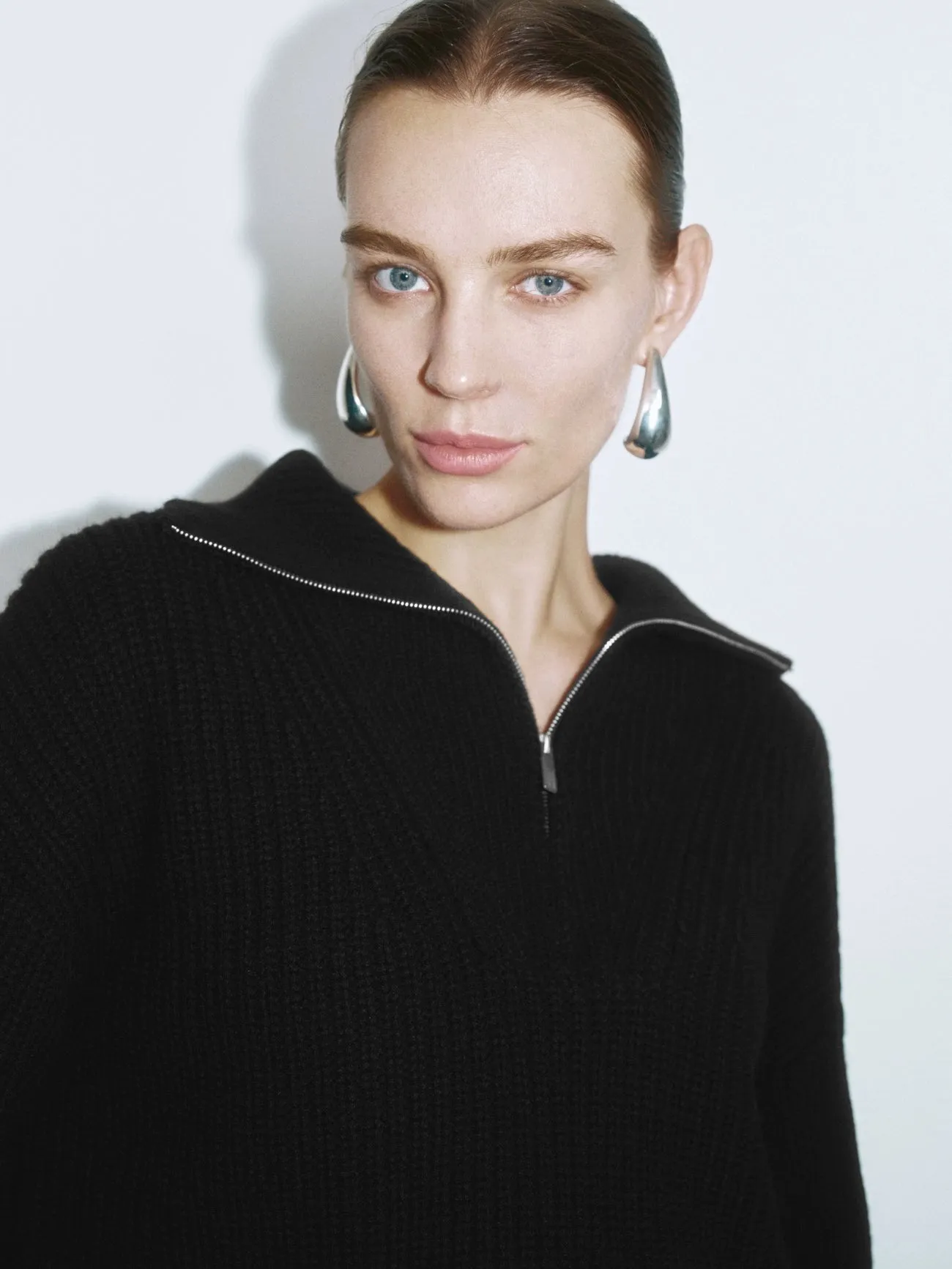 Zip Up Front Knitted T-Shirts sold by Urban Revivo product image thumbnail 3