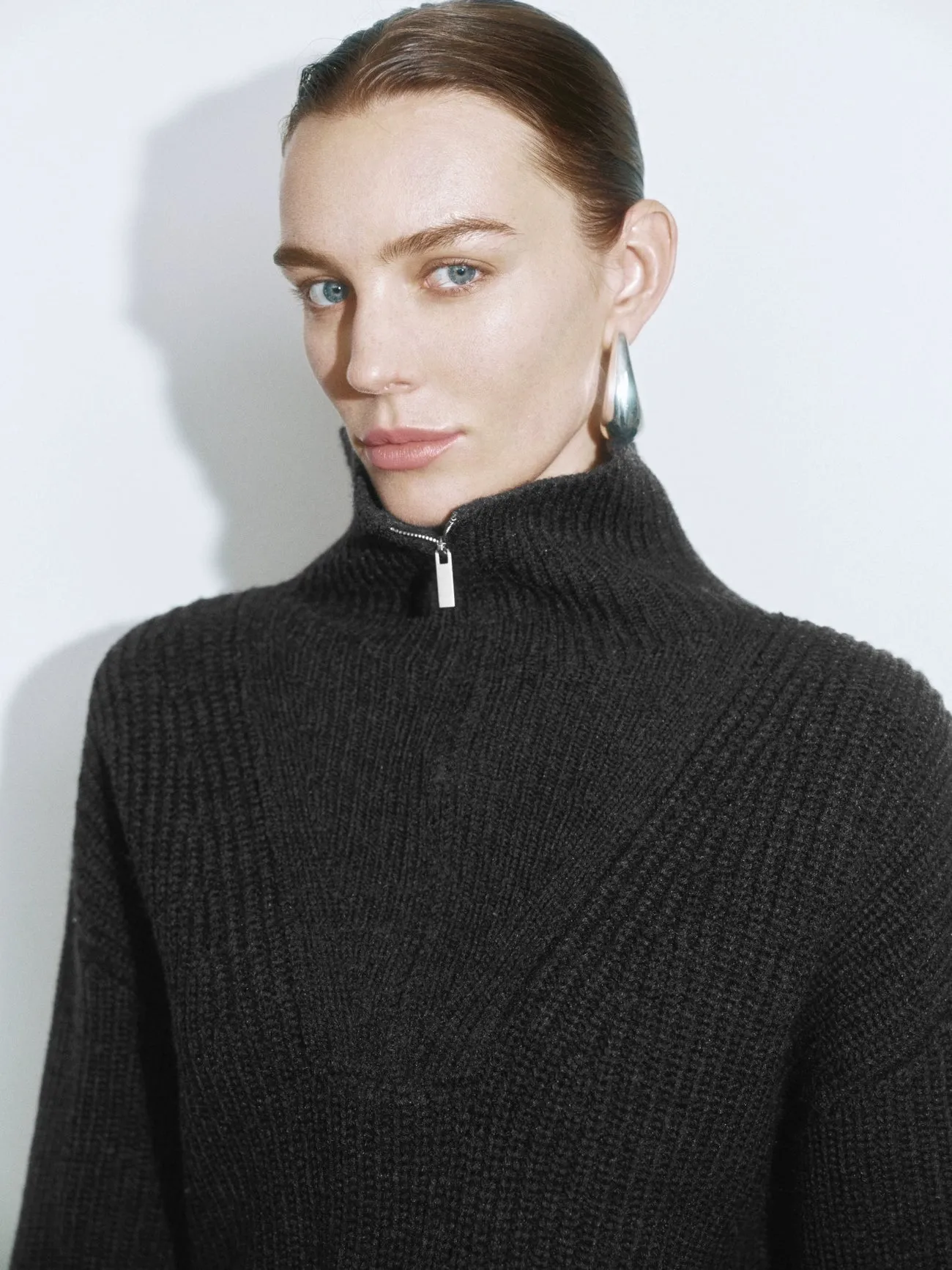 Zip Half Placket Knitted T-Shirts sold by Urban Revivo product image thumbnail 4