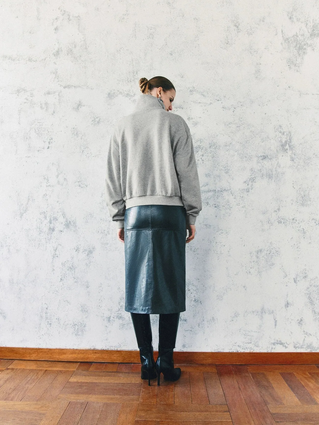 Zip Half Front Loose Sweatshirts sold by Urban Revivo product image thumbnail 4