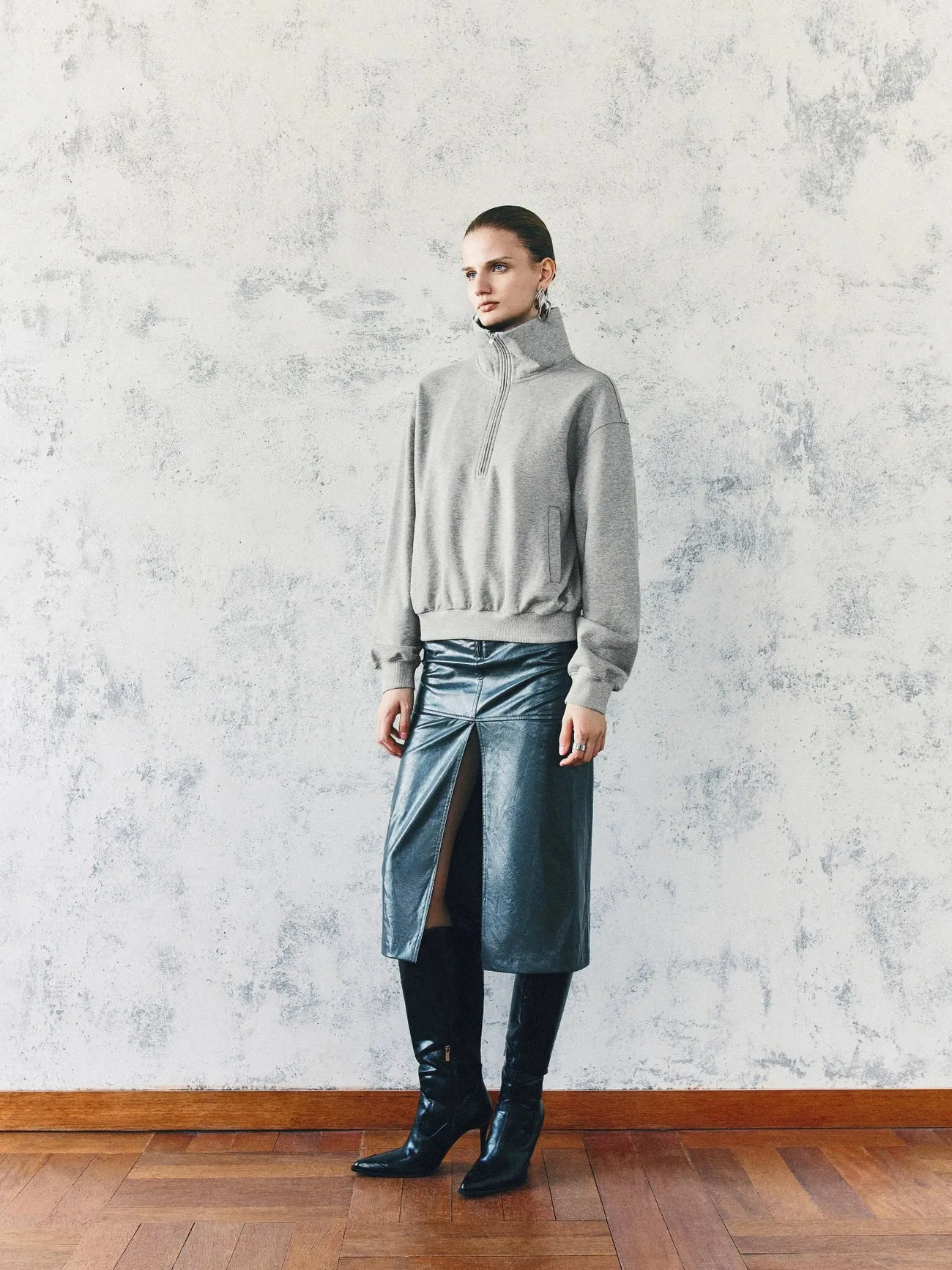 Zip Half Front Loose Sweatshirts sold by Urban Revivo