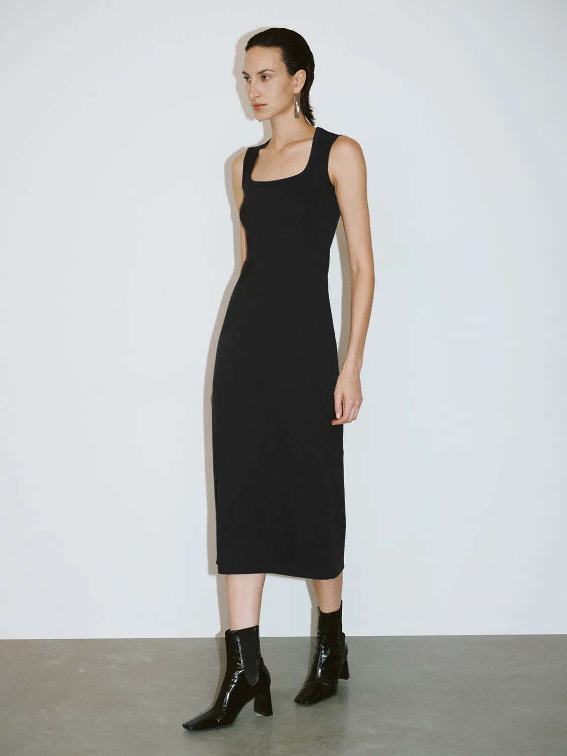 Sleeveless Skinny-Fit Dresses sold by Urban Revivo product image thumbnail 4