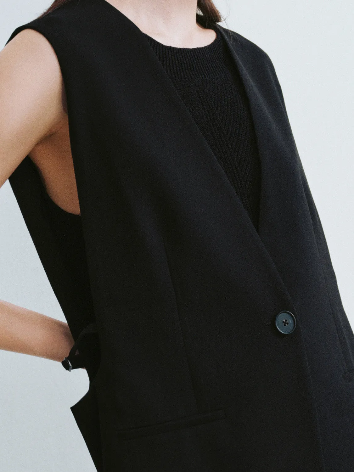 Sleeveless Glamor Vests sold by Urban Revivo product image thumbnail 5