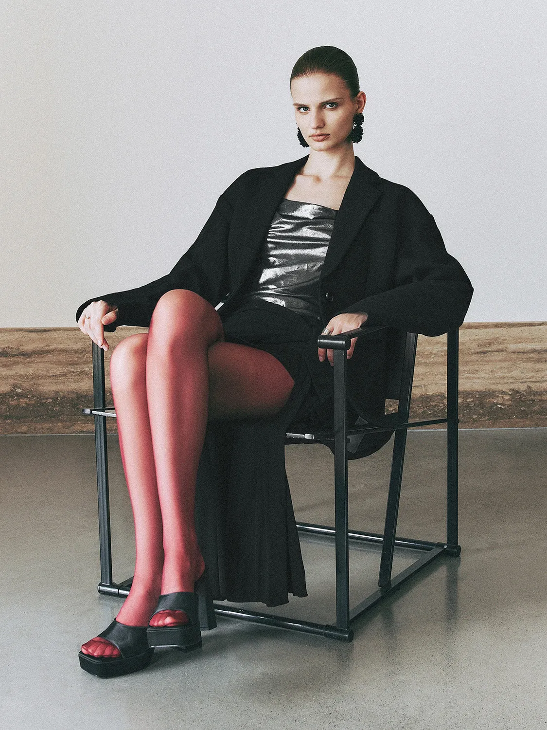 Regular Outerwear Blazers sold by Urban Revivo product image thumbnail 4