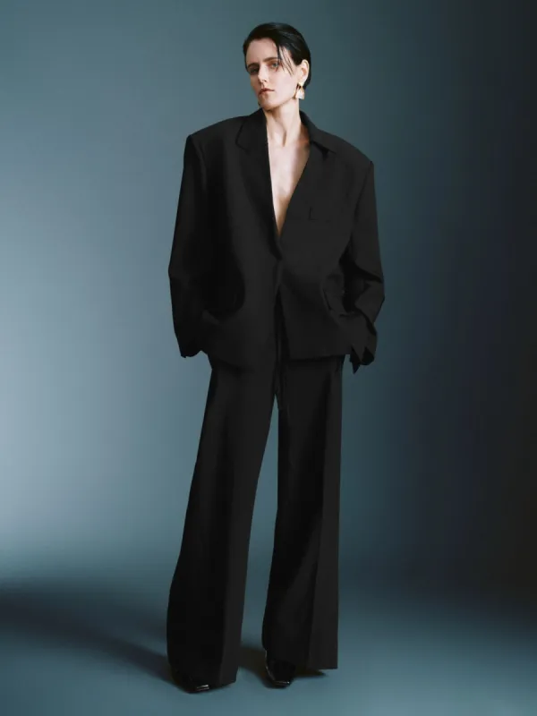 Loose Blazers sold by Urban Revivo