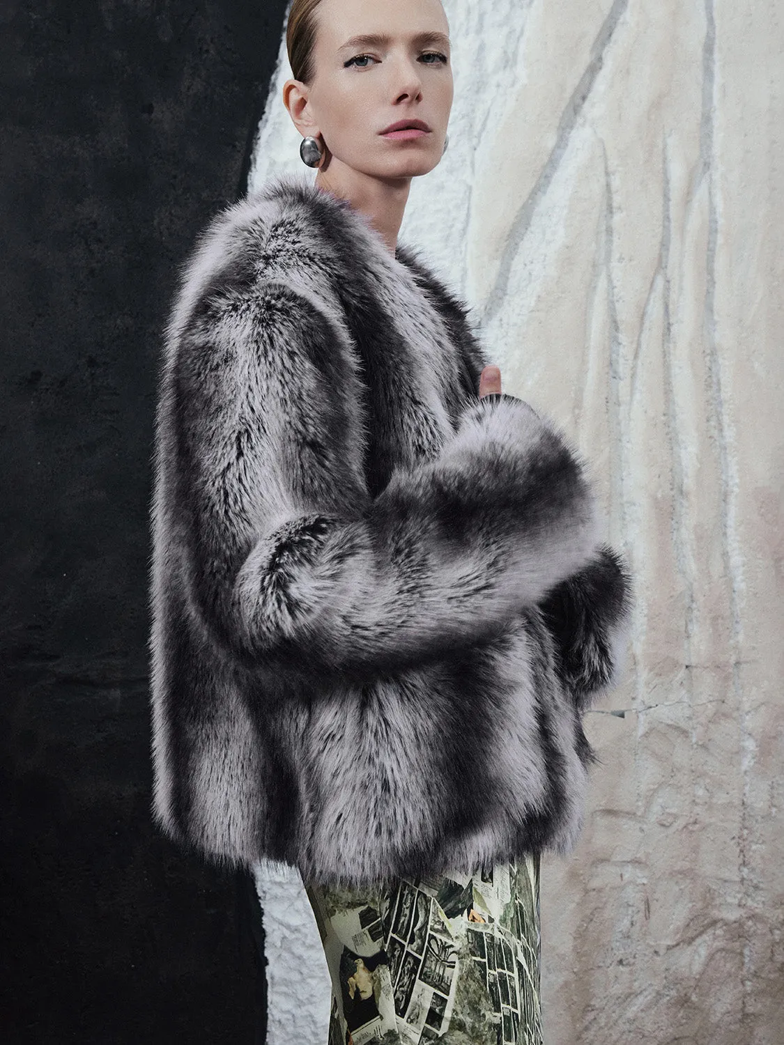 Loose Faux Fur Jackets sold by Urban Revivo product image thumbnail 2