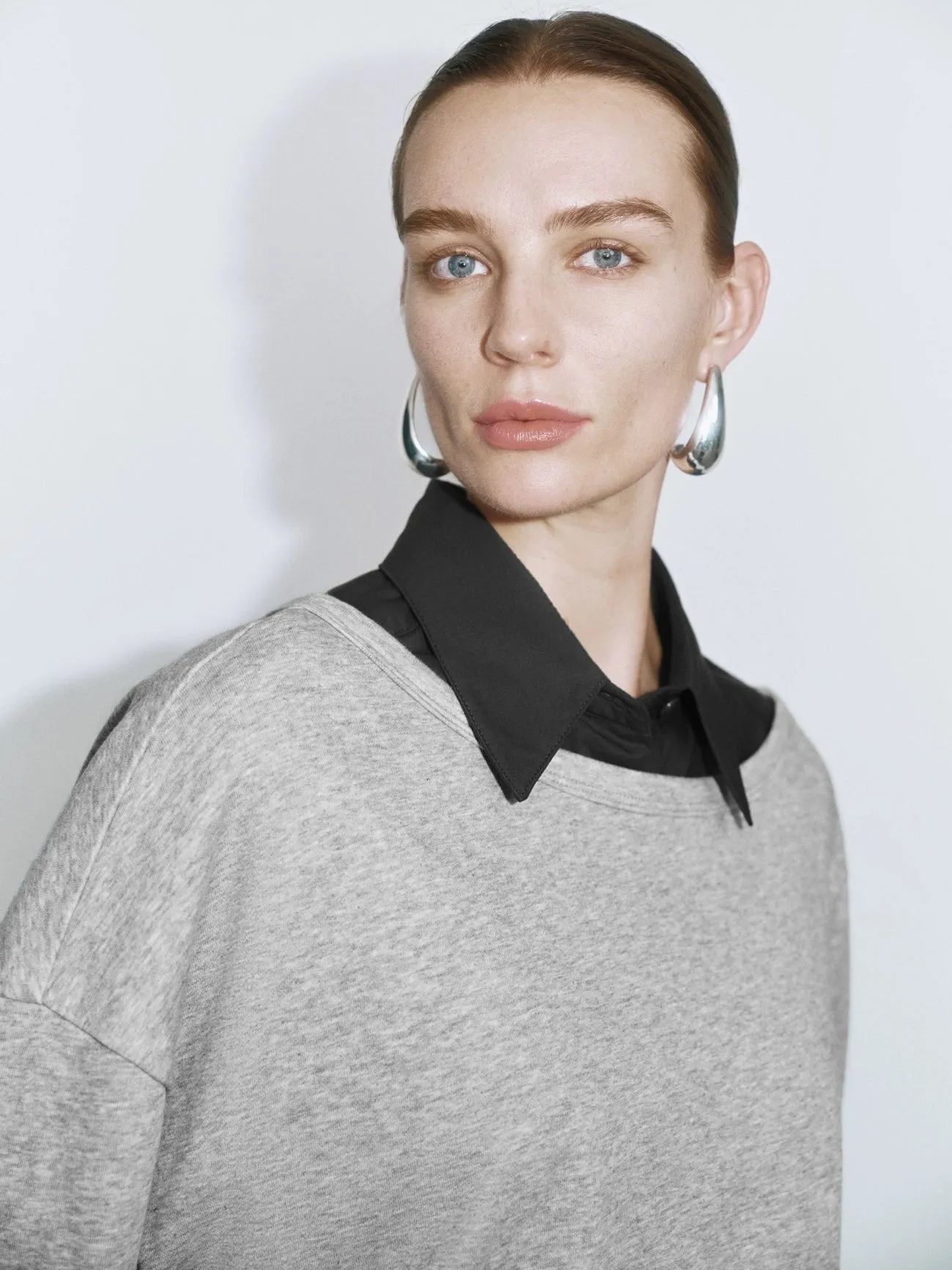 Long Sleeve Loose T-Shirts sold by Urban Revivo product image thumbnail 3