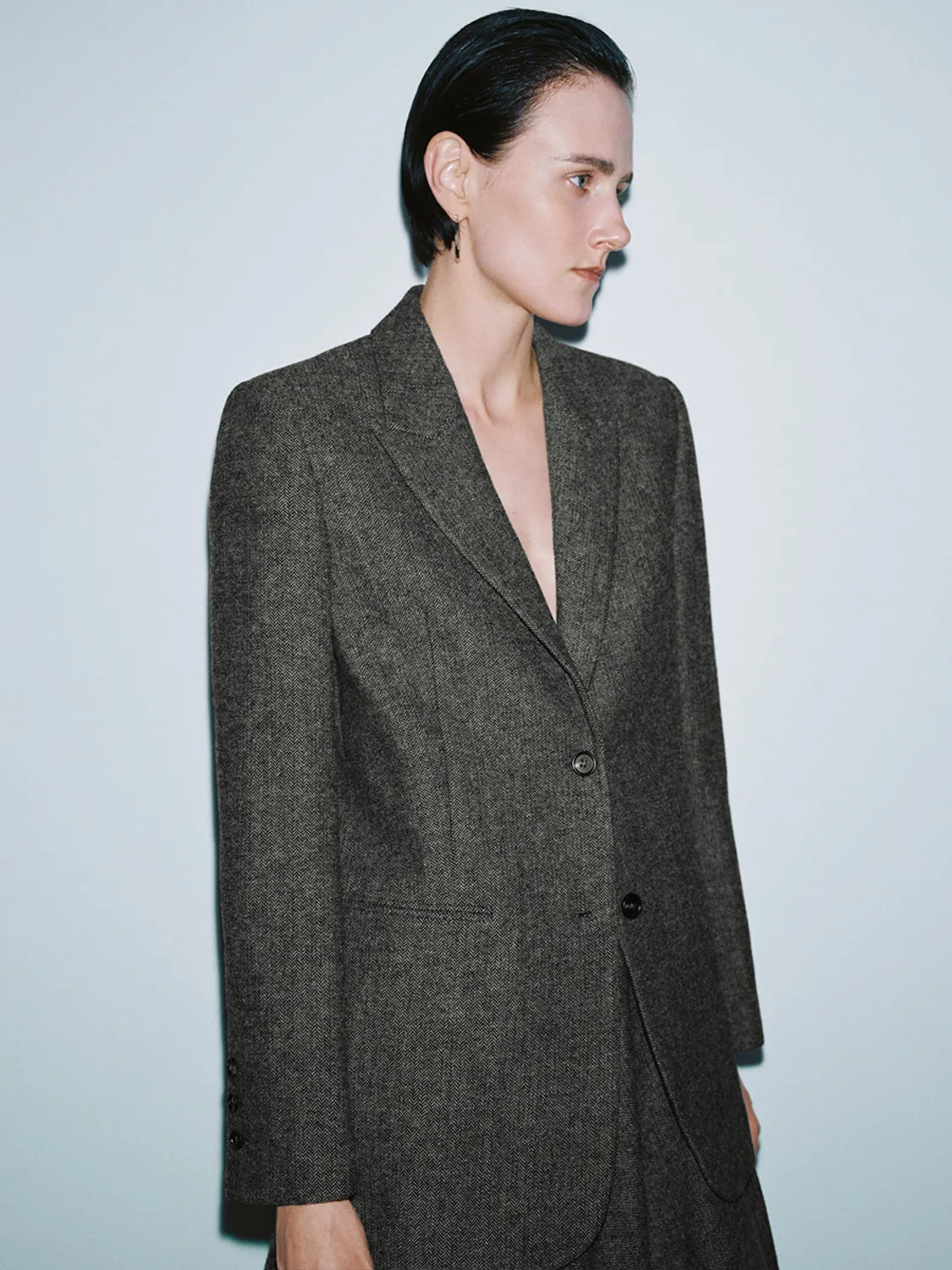 Notched Collar Blazers sold by Urban Revivo product image thumbnail 5