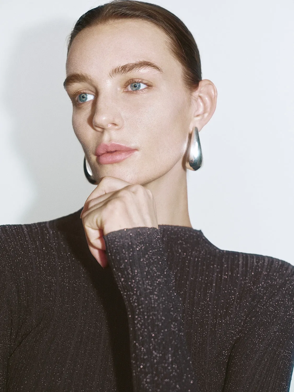 Long Sleeve Knitted T-Shirts sold by Urban Revivo product image thumbnail 5