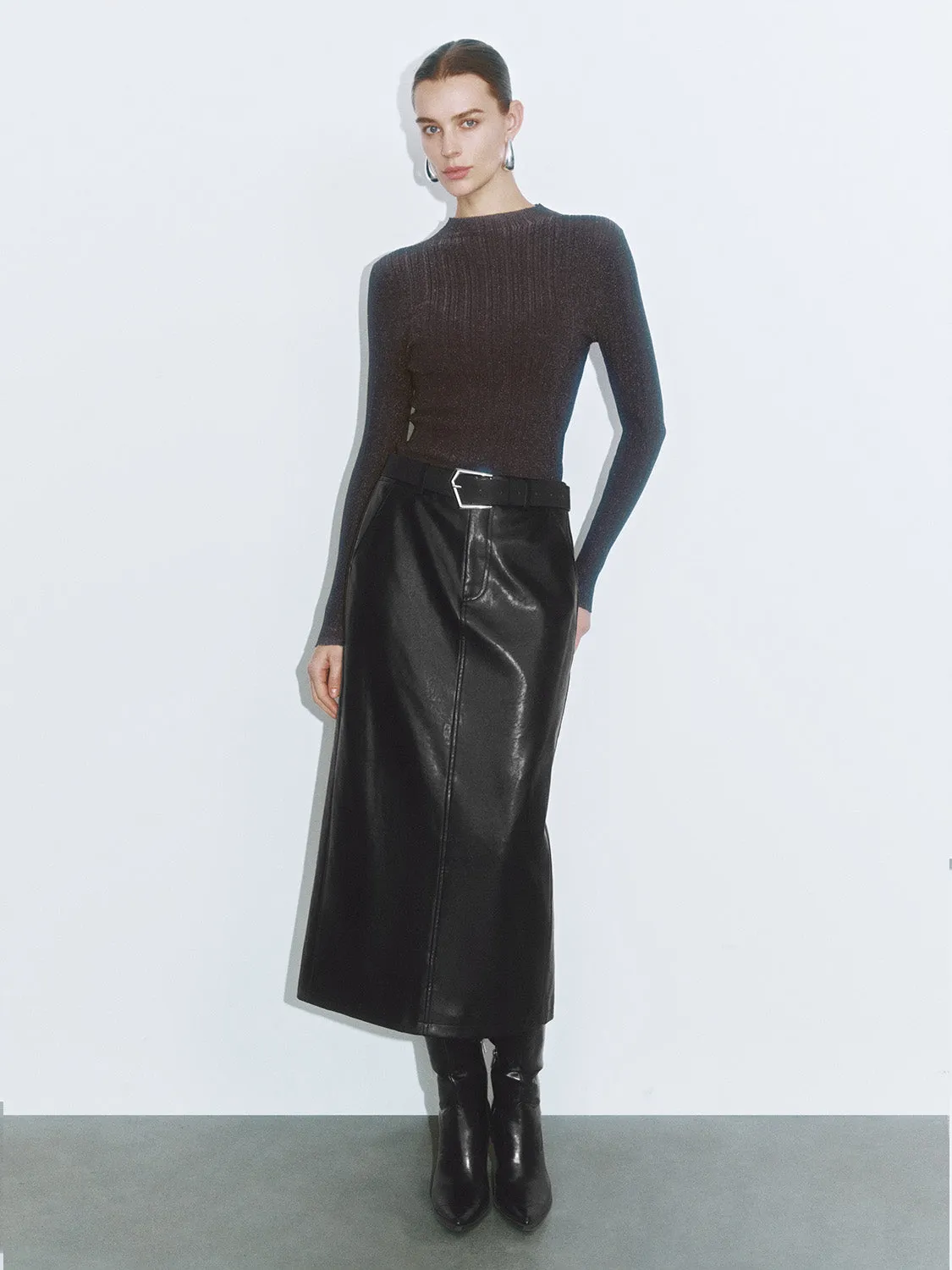 Long Sleeve Knitted T-Shirts sold by Urban Revivo product image thumbnail 4