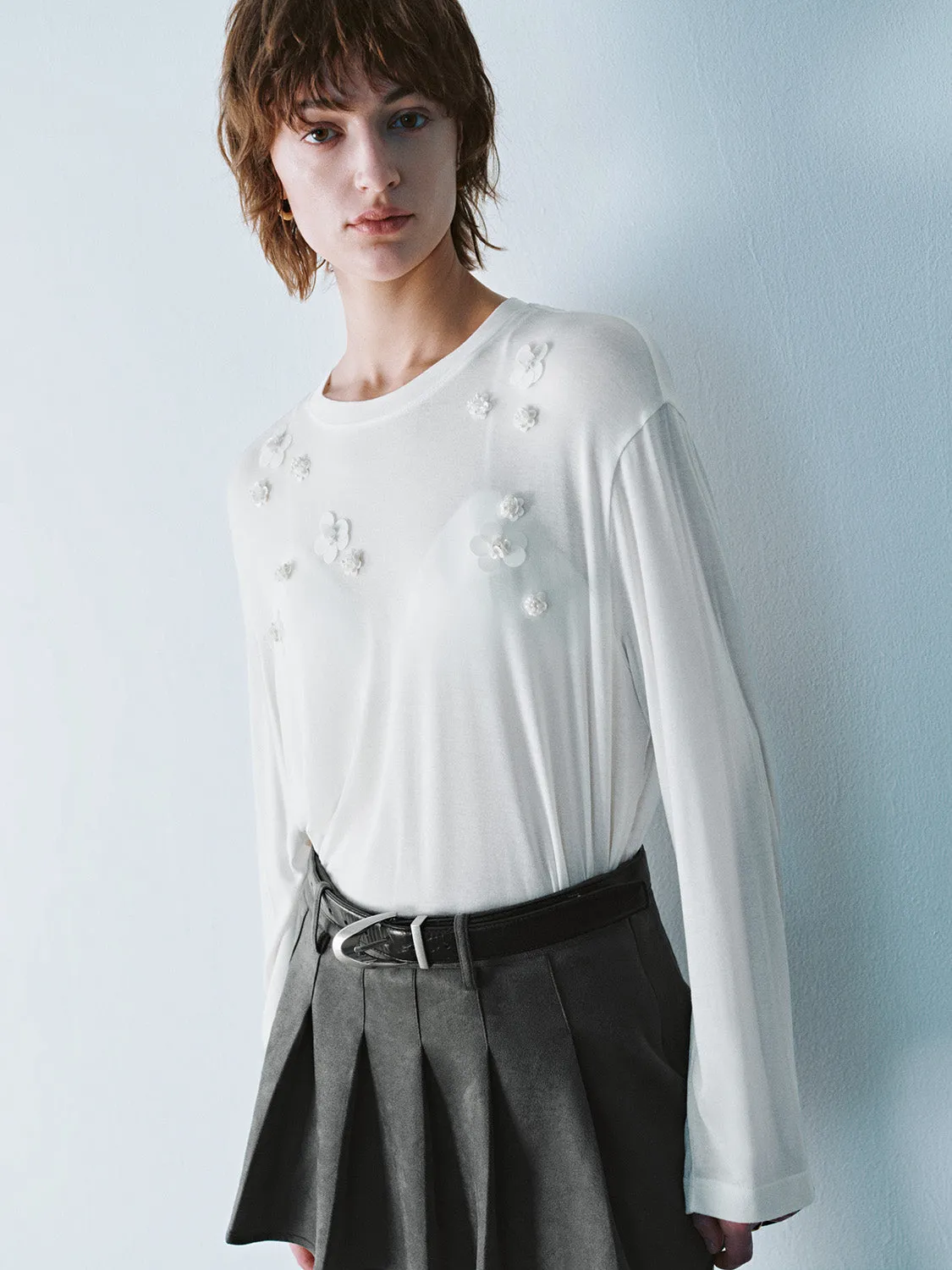 Long Sleeve Loose T-Shirts sold by Urban Revivo product image thumbnail 2