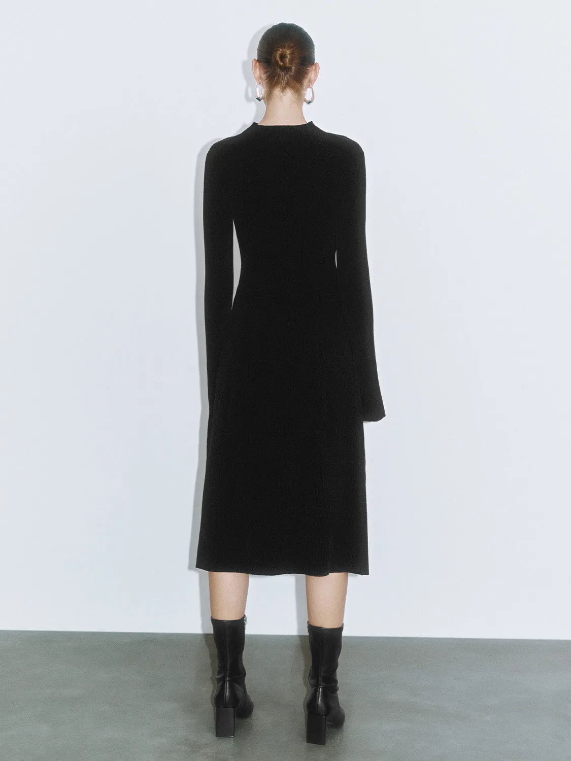 Long Sleeve Knitted Dresses sold by Urban Revivo product image thumbnail 3