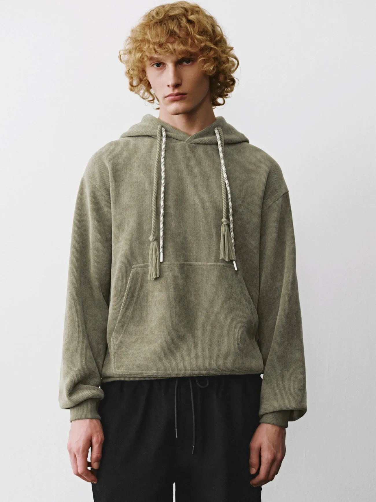 Leisure Hoodie Sweatshirts sold by Urban Revivo product image thumbnail 2