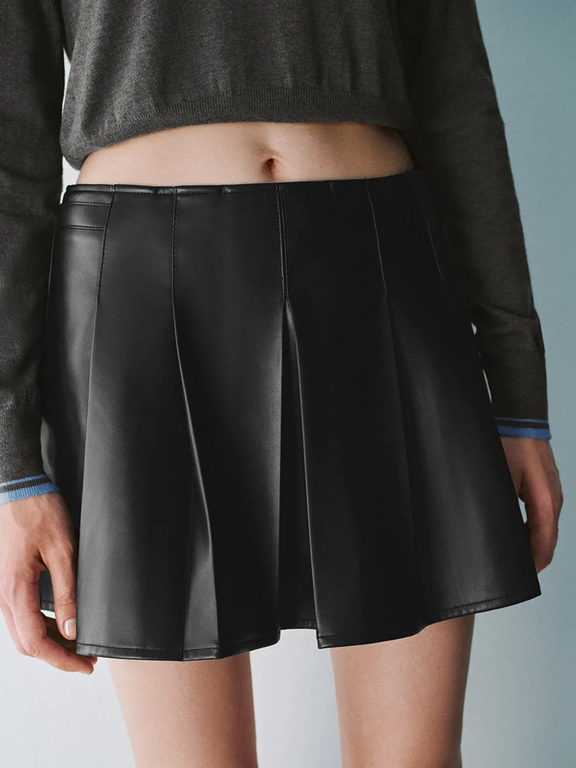 Leather A-Line Skirts sold by Urban Revivo product image thumbnail 4